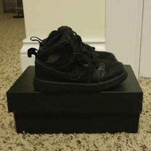 Jordan toddler sneakers